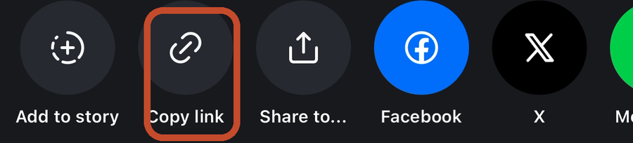 The share sheet with Copy link marked